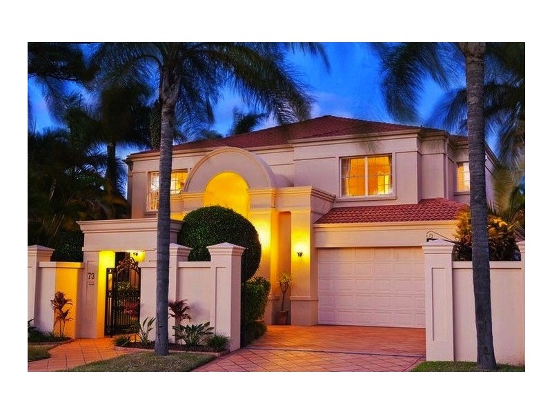 73 The Promenade, Isle Of Capri QLD 4217