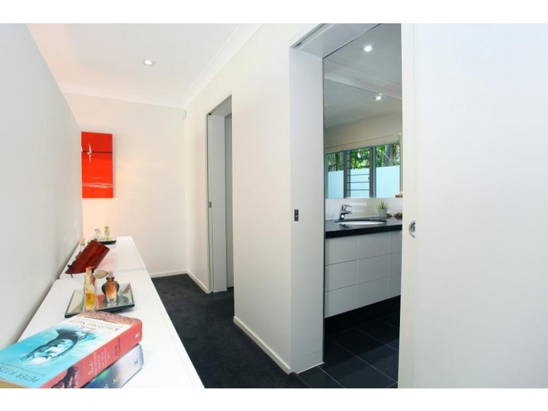 77 Regatta Parade, Southport QLD 4215