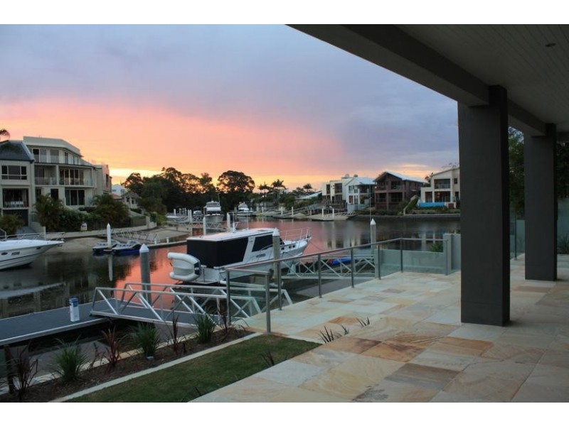 74 Gibraltar Drive, Isle Of Capri QLD 4217