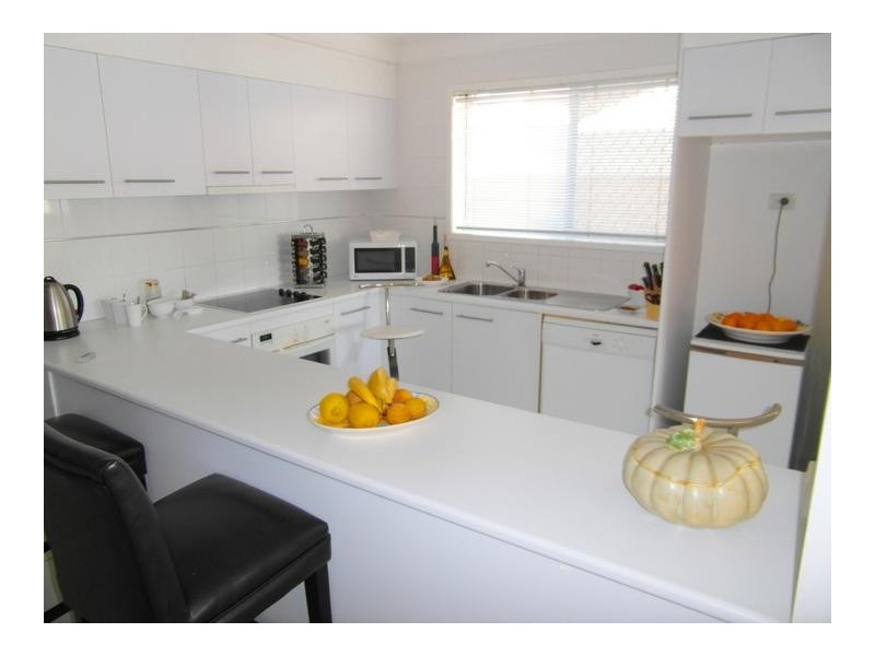 191 Stanhill Drive, Chevron Island QLD 4217