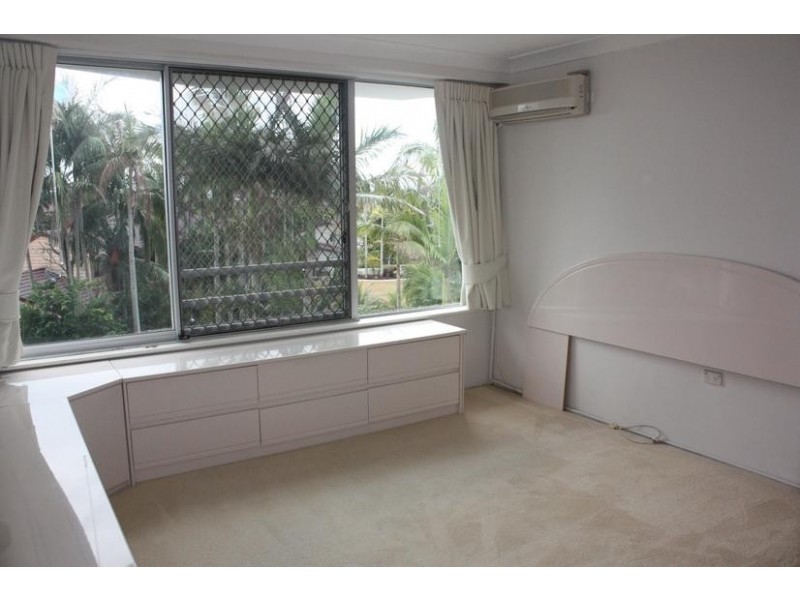 21 Peninsular Drive ‘Edgewater Gardens’, Surfers Paradise QLD 4217