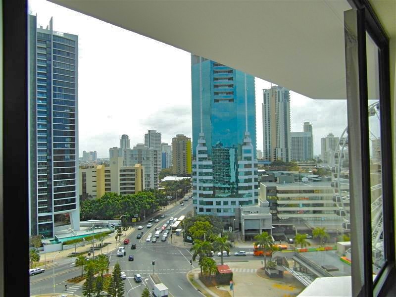 70 Remembrance Drive ‘Surfers Plaza Resort’, Surfers Paradise QLD 4217