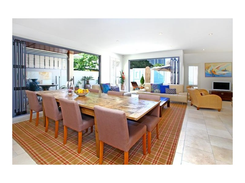 61B Paradise Island, Surfers Paradise QLD 4217