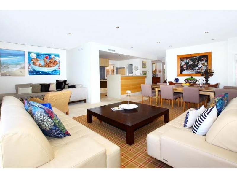 61B Paradise Island, Surfers Paradise QLD 4217