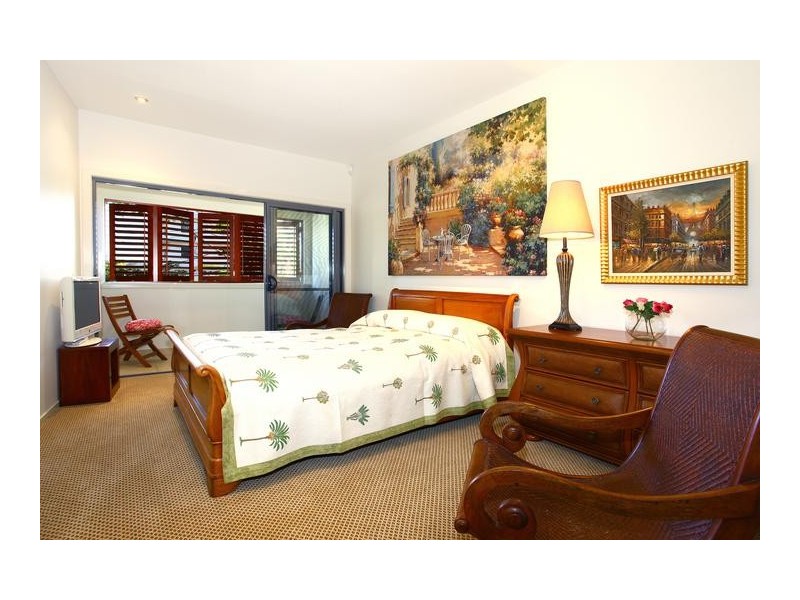 61B Paradise Island, Surfers Paradise QLD 4217