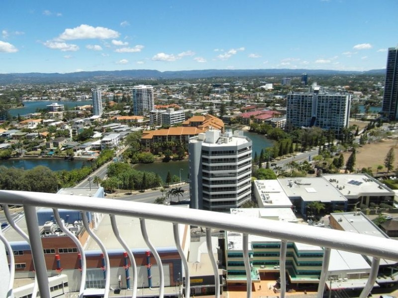 30 Laycock Street ‘Aegean’, Surfers Paradise QLD 4217