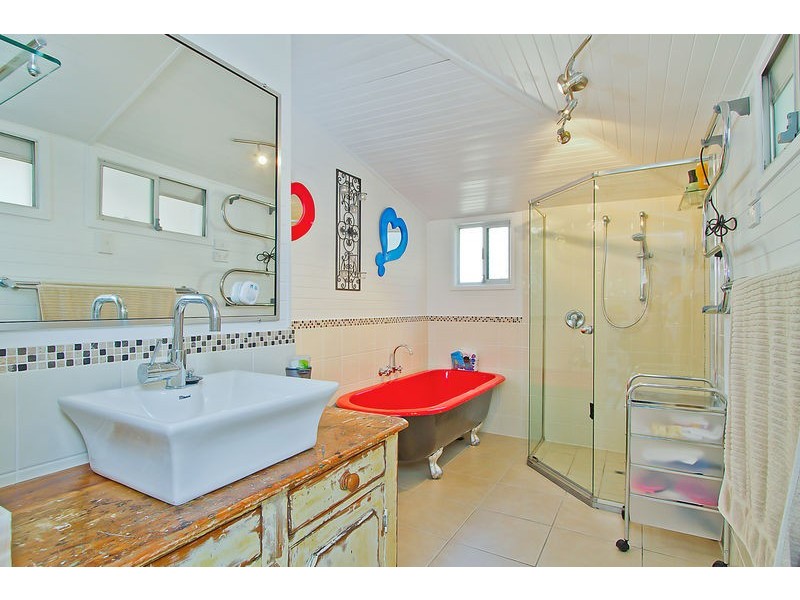 18 William Street, Southport QLD 4215