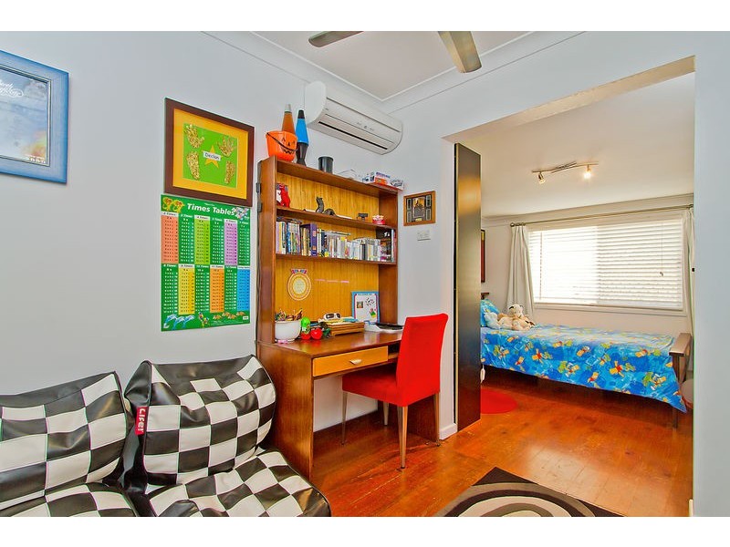 18 William Street, Southport QLD 4215