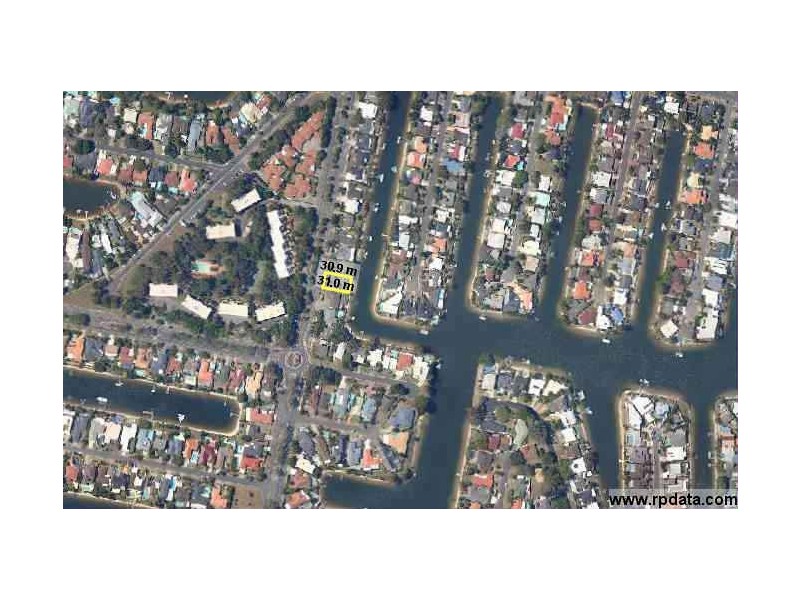 122 Rio Vista Boulevard, Broadbeach Waters QLD 4218