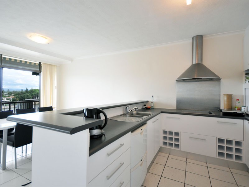 2964 Gold Coast Highway ‘Clarendon’, Surfers Paradise QLD 4217
