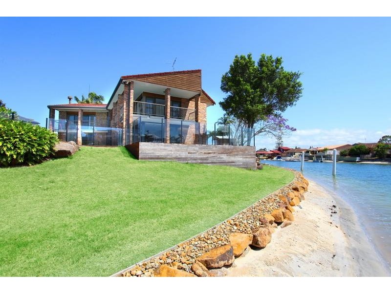 28 The Lido, Isle Of Capri QLD 4217