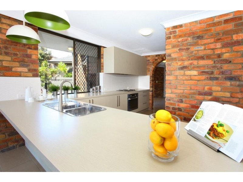 28 The Lido, Isle Of Capri QLD 4217