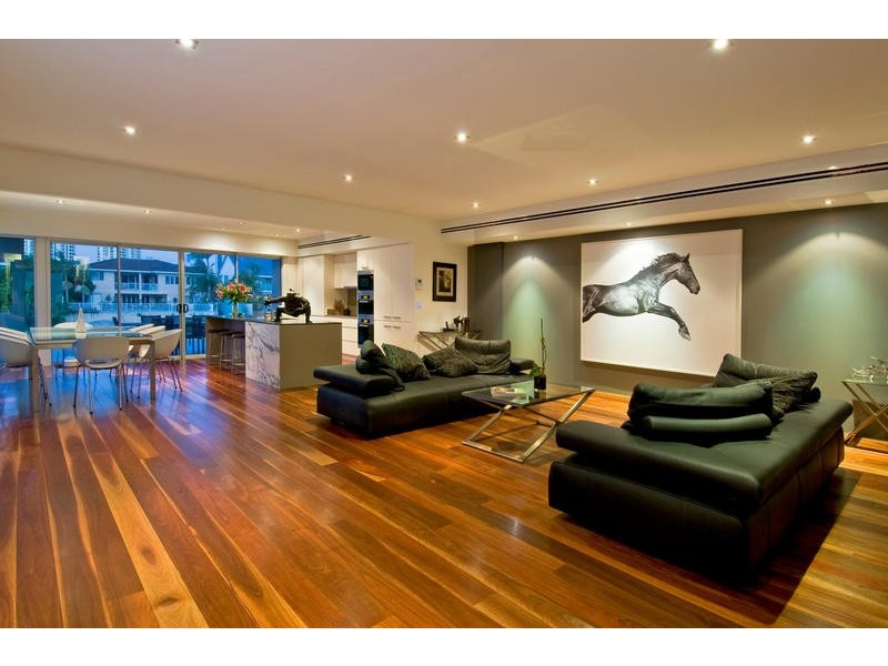 57 Admiralty Drive, Paradise Waters QLD 4217
