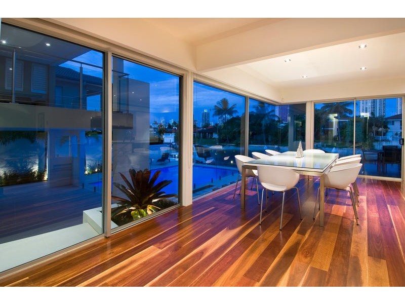57 Admiralty Drive, Paradise Waters QLD 4217