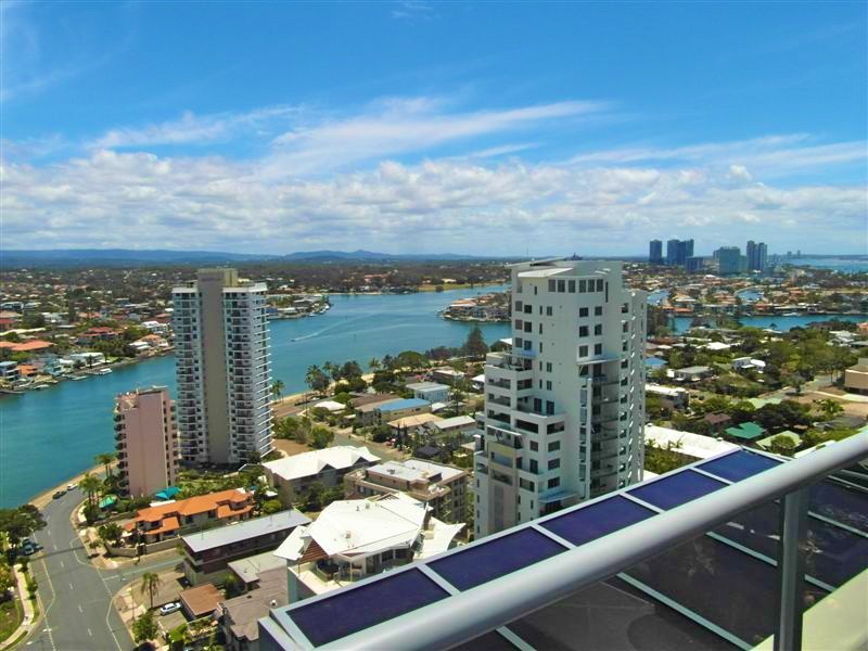 18 Cypress Avenue ‘Solaire Apartments’, Surfers Paradise QLD 4217