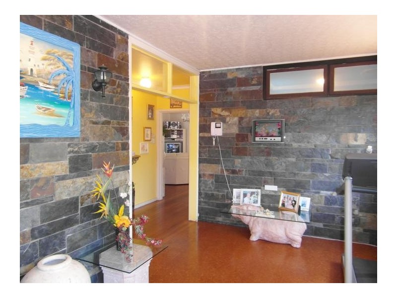 22 Paradise Island, Surfers Paradise QLD 4217