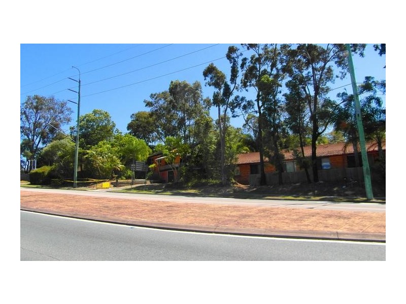 137, 139 & 141 Ferry Road & 2 Brolga Avenue, Southport QLD 4215
