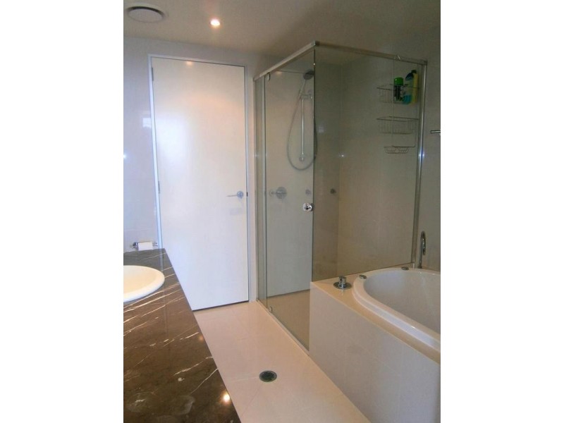 4 Wahroonga Place ‘Avalon Apartments’, Surfers Paradise QLD 4217