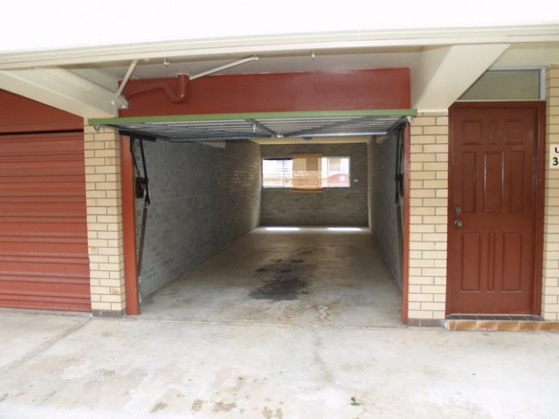 38 Peninsular Drive ‘Villanella’, Surfers Paradise QLD 4217