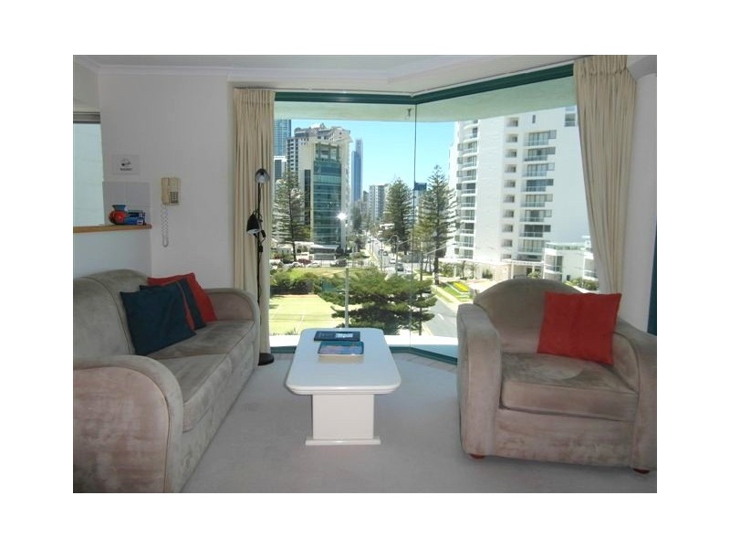 5A ‘Emerald Sands’ 2 Fern Street, Surfers Paradise QLD 4217