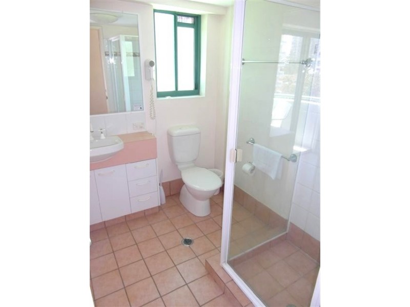 5A ‘Emerald Sands’ 2 Fern Street, Surfers Paradise QLD 4217