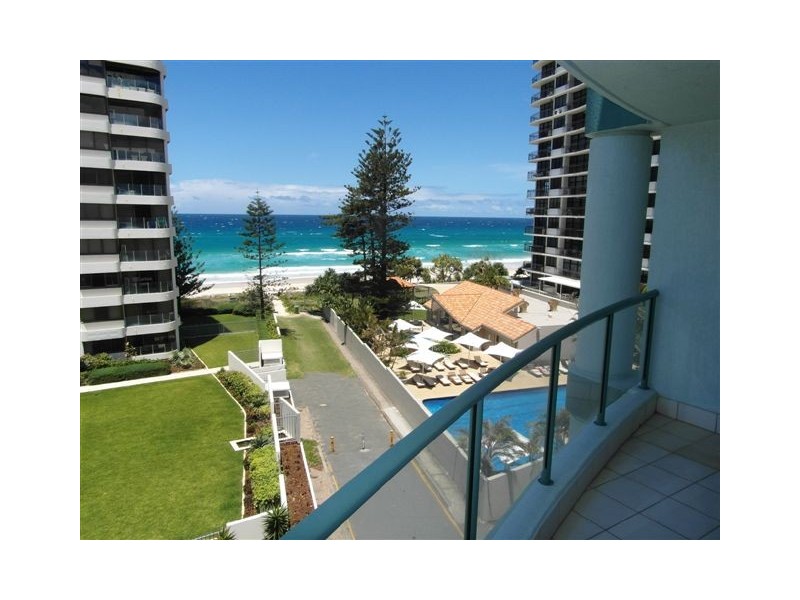 5A ‘Emerald Sands’ 2 Fern Street, Surfers Paradise QLD 4217