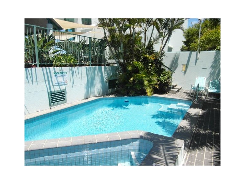 5A ‘Emerald Sands’ 2 Fern Street, Surfers Paradise QLD 4217