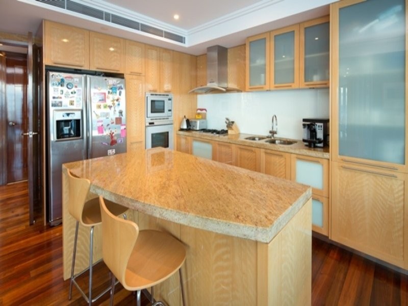 9/1 Markwell Avenue, Surfers Paradise QLD 4217