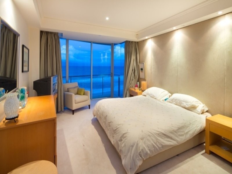 9/1 Markwell Avenue, Surfers Paradise QLD 4217