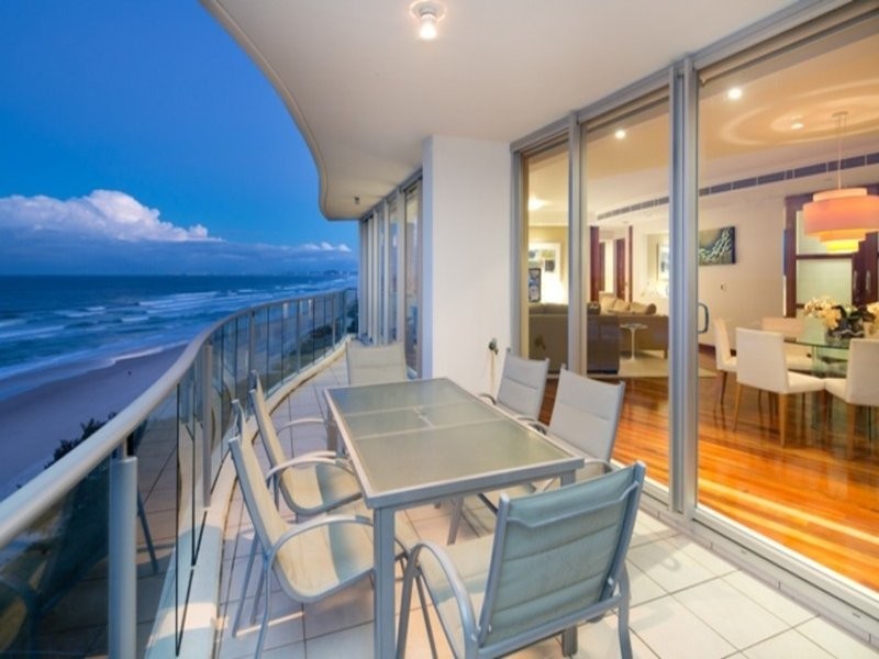 9/1 Markwell Avenue, Surfers Paradise QLD 4217