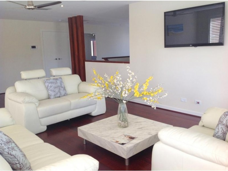 5 Viking Court, Paradise Waters QLD 4217