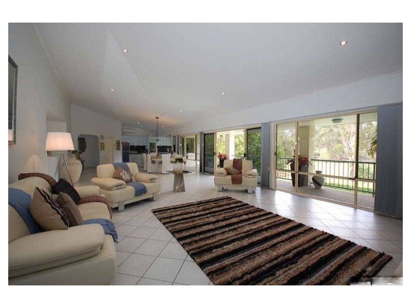 40 Jack Nicklaus Way, Parkwood QLD 4214
