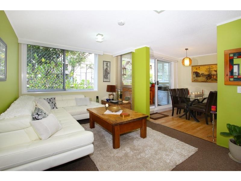 7 Aubrey Street, Surfers Paradise QLD 4217