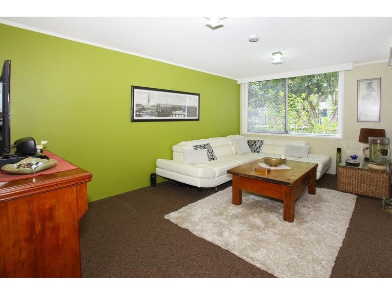 7 Aubrey Street, Surfers Paradise QLD 4217
