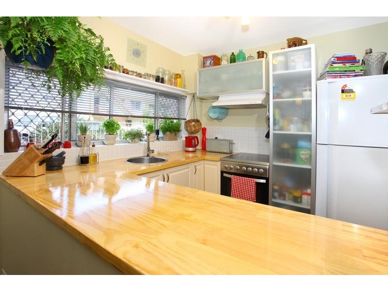 7 Aubrey Street, Surfers Paradise QLD 4217