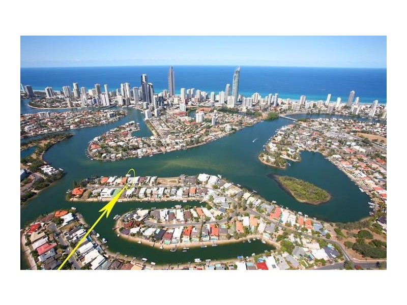 65 The Promenade, Isle Of Capri QLD 4217