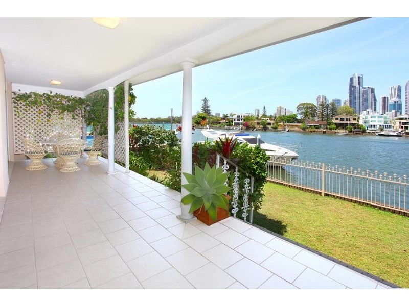 65 The Promenade, Isle Of Capri QLD 4217