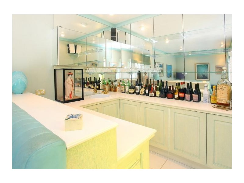 65 The Promenade, Isle Of Capri QLD 4217
