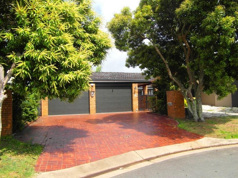 3 Platypus Avenue, Sorrento QLD 4217