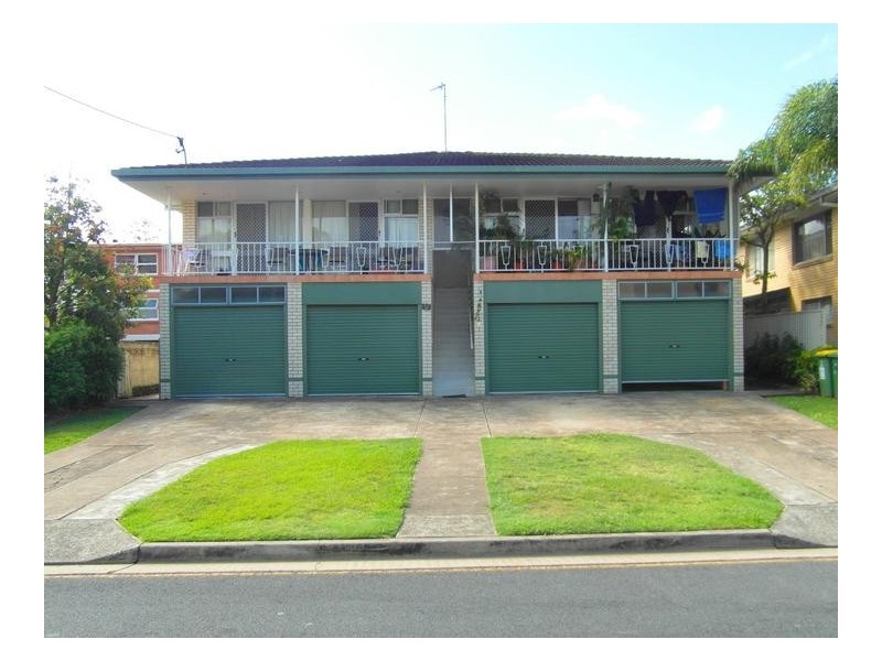 32 Leonard Avenue, Surfers Paradise QLD 4217
