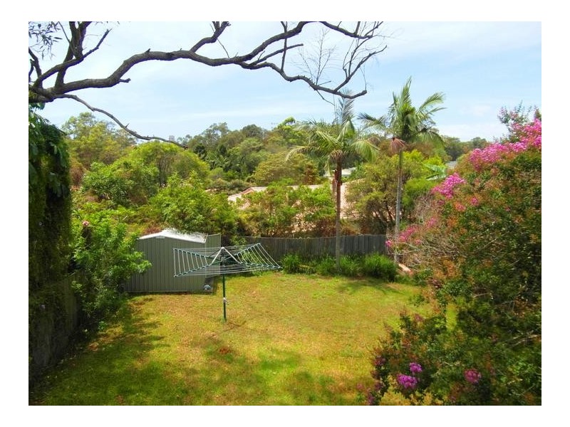 24 Ridgeway Avenue, Southport QLD 4215