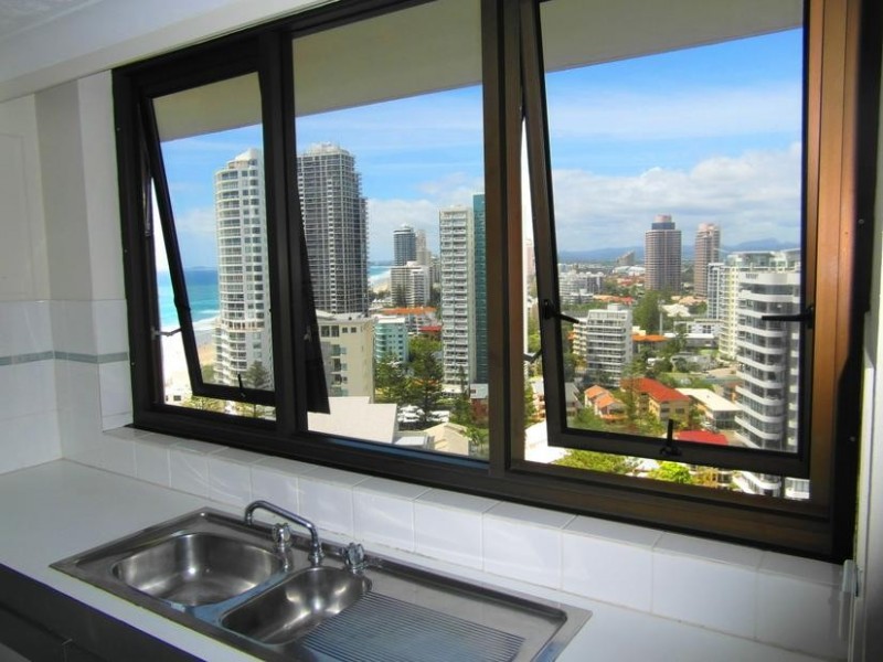 4 Thornton Street ‘Acapulco’, Surfers Paradise QLD 4217