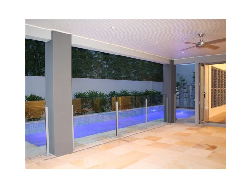 74 Gibraltar Drive, Isle Of Capri QLD 4217