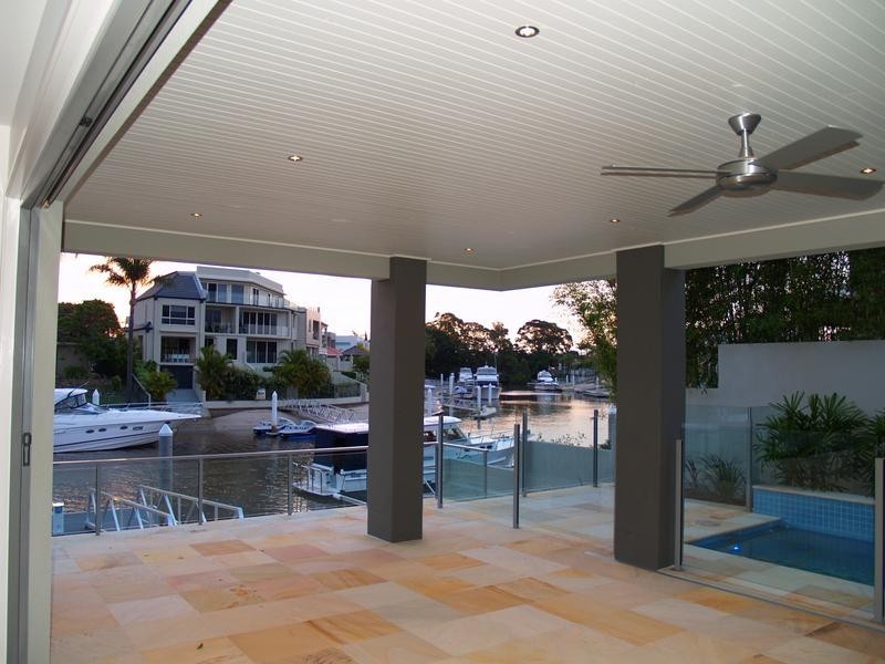 74 Gibraltar Drive, Isle Of Capri QLD 4217