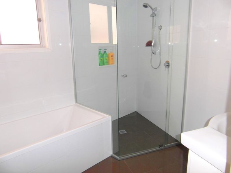 85 Amalfi Drive, Isle Of Capri QLD 4217