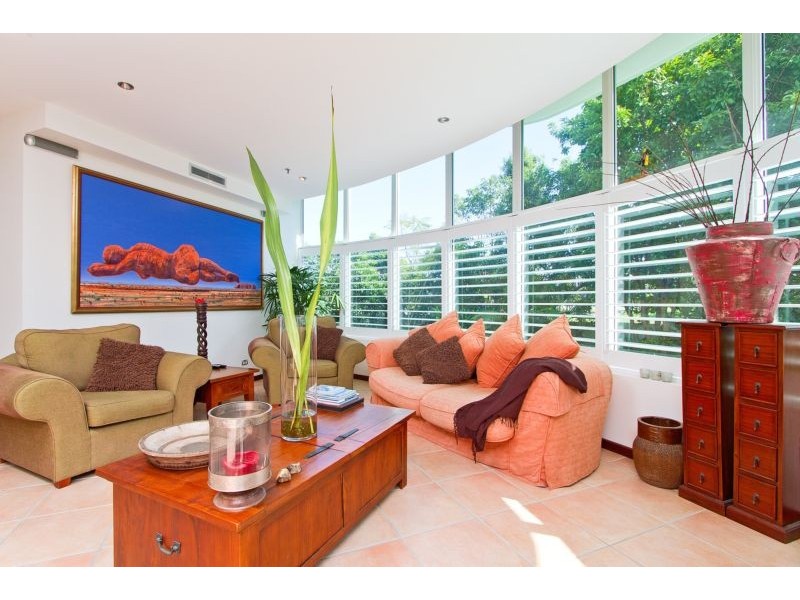 3 Tedder Avenue ‘Malibu’, Main Beach QLD 4217