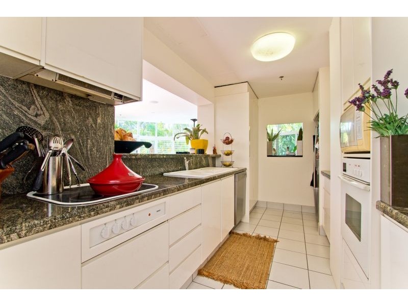 3 Tedder Avenue ‘Malibu’, Main Beach QLD 4217
