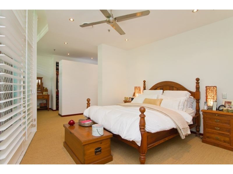 3 Tedder Avenue ‘Malibu’, Main Beach QLD 4217