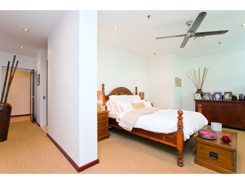 3 Tedder Avenue ‘Malibu’, Main Beach QLD 4217