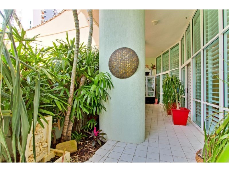 3 Tedder Avenue ‘Malibu’, Main Beach QLD 4217